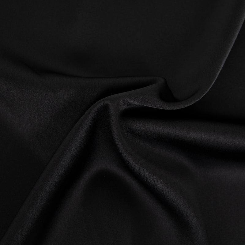     tecido_liso_para_vestidos_de_cerimonia_cetim_com_lycra_Ester_preto